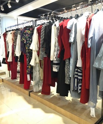 品牌折扣店進貨渠道服裝尾貨批發艾芙麗2014夏