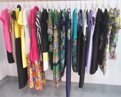 姿拖麗大碼女裝庫存尾貨折扣服裝批發(fā)上衣外套連衣裙春款